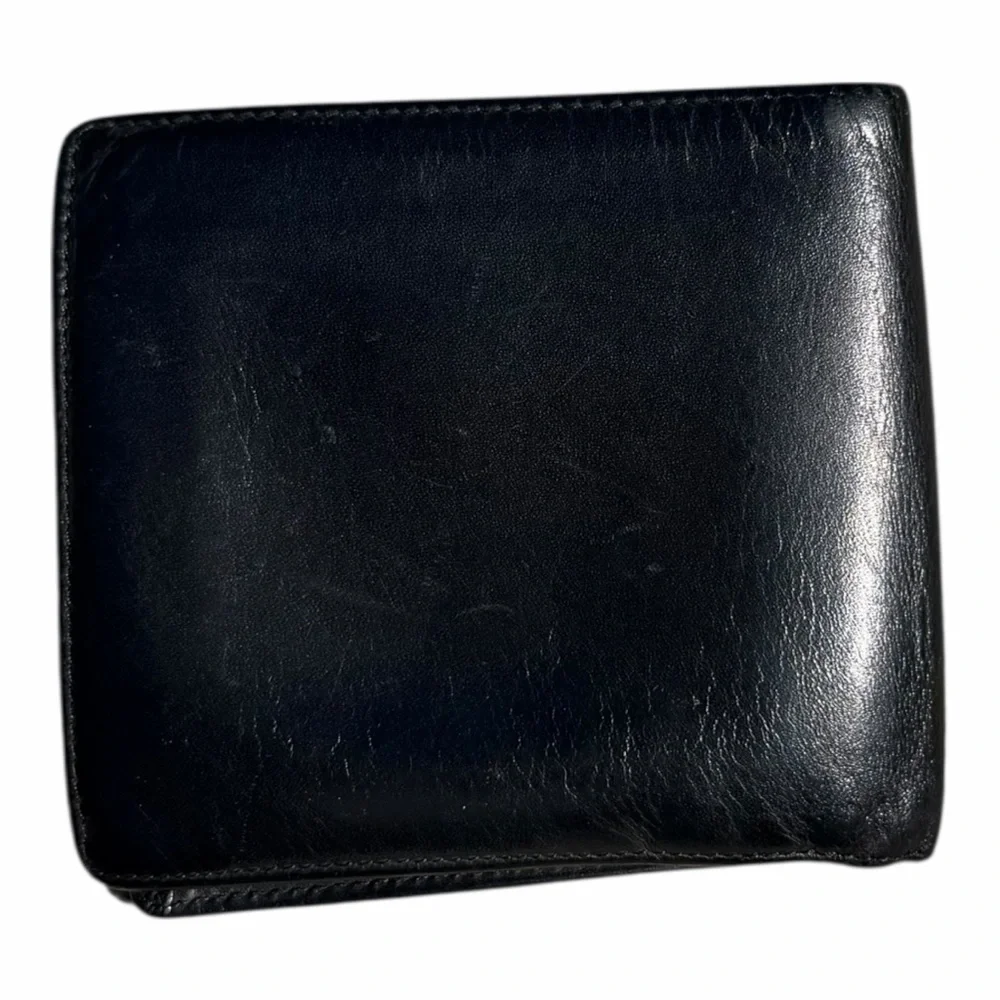Bally Black Leather Bifold Wallet Classic Logo Minimalist Quiet Luxury Neutral
